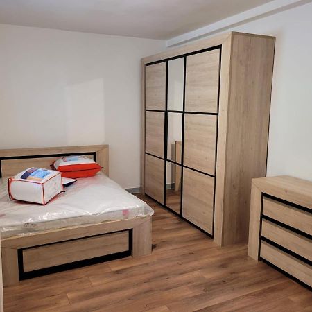 Keli Villa Poitiers Luaran gambar